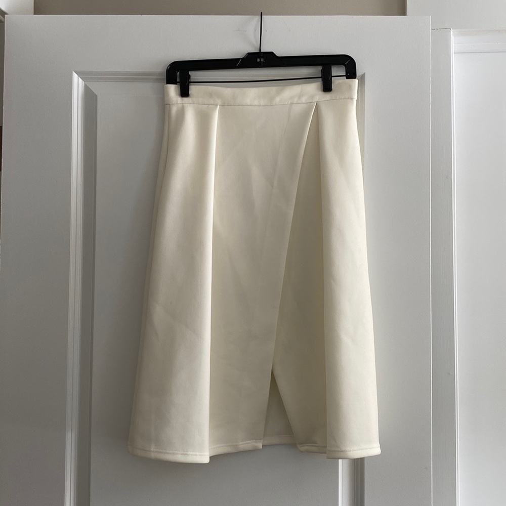Great condition ASOS wrap front midi skirt with slit